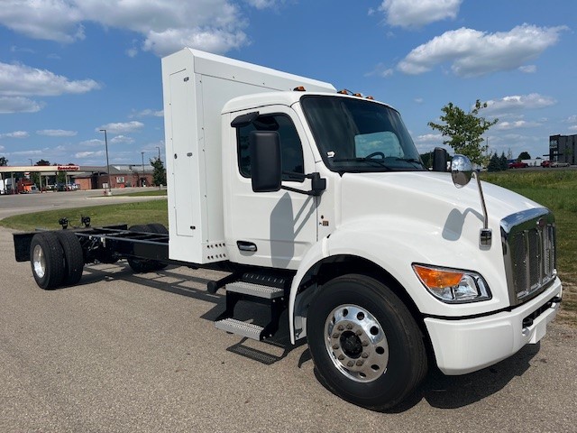 Peterbilt 536 2023 - image 4 of 6