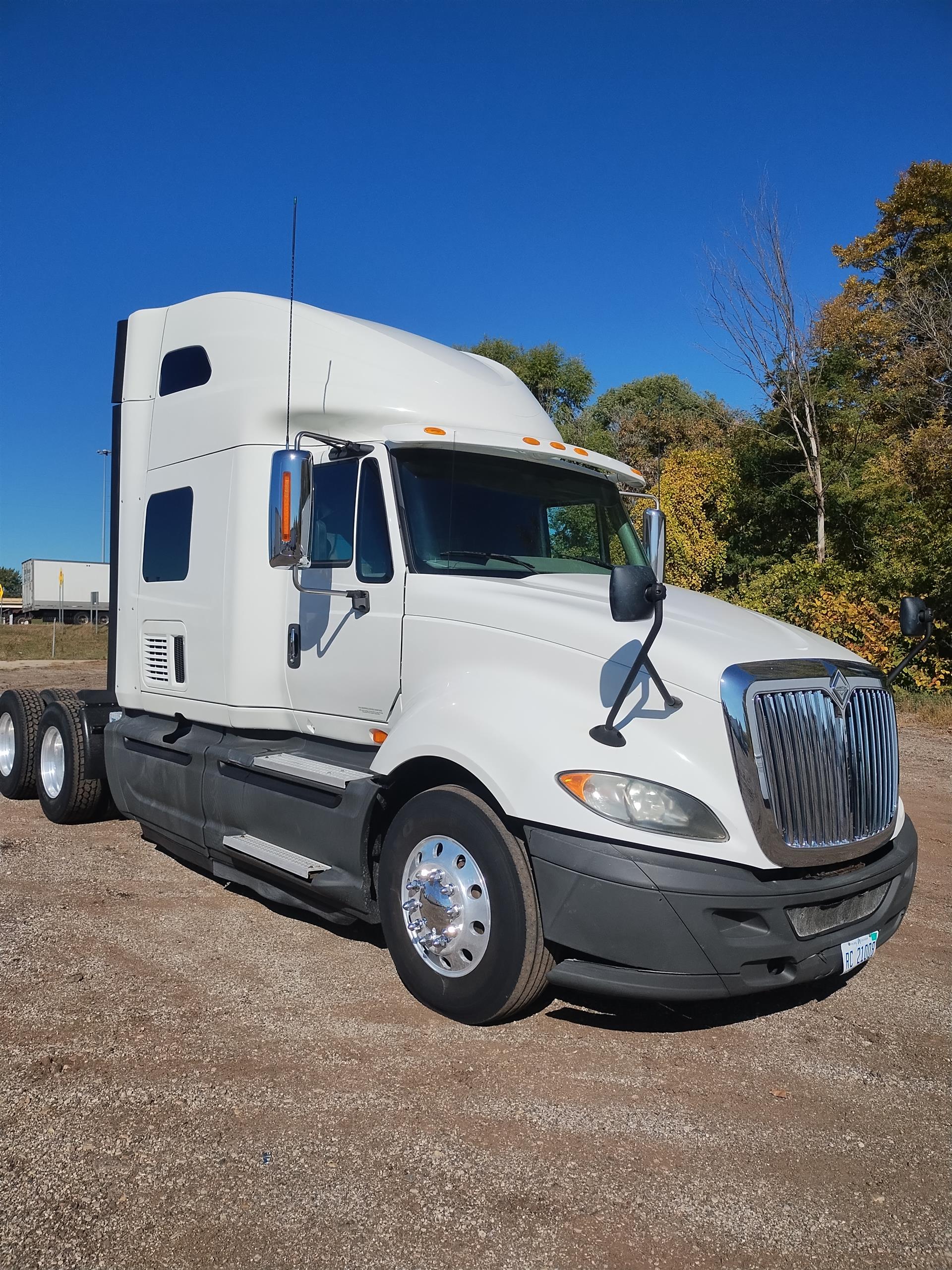 International Prostar +  122 2015 - image 1 of 6