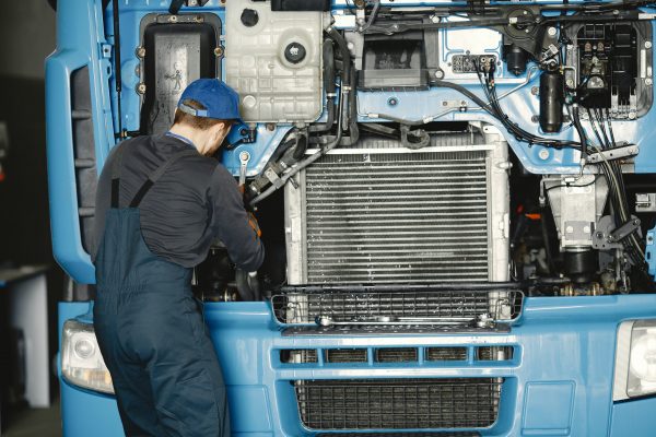 semi trucks maintenance